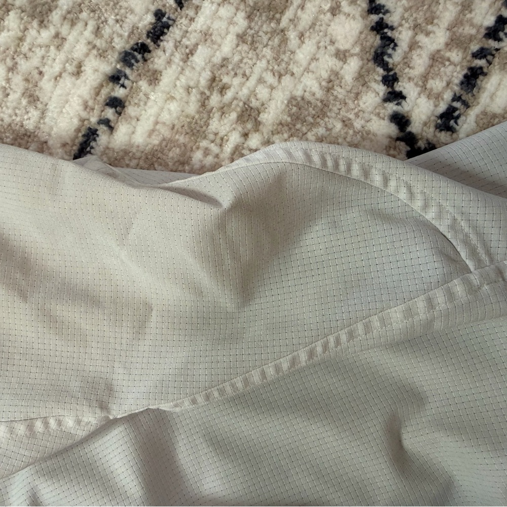 lululemon athletica Airing Easy White Button-Down Shirt - Picture 5 of 5